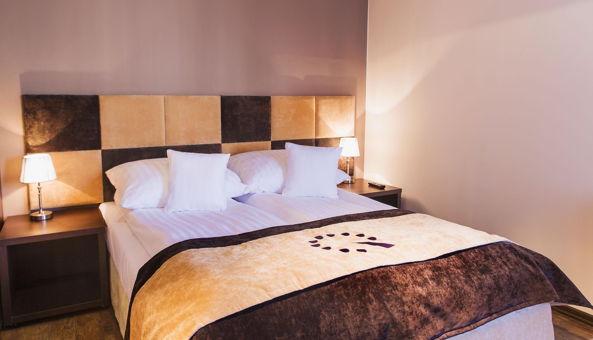 Boutique Hotel'S III Pilsudskiego Lodz  Luaran gambar