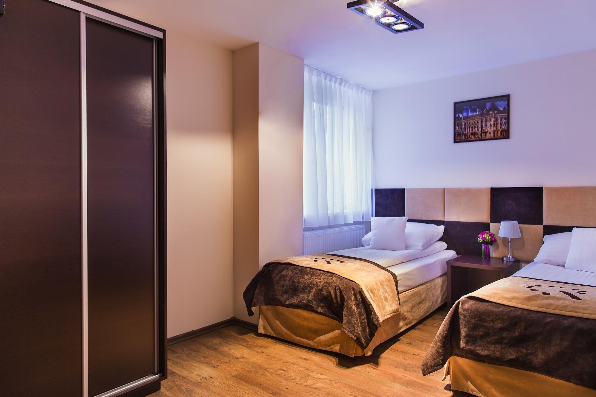 Boutique Hotel'S III Pilsudskiego Lodz  Luaran gambar