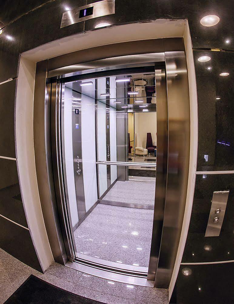 Boutique Hotel'S III Pilsudskiego Lodz  Luaran gambar